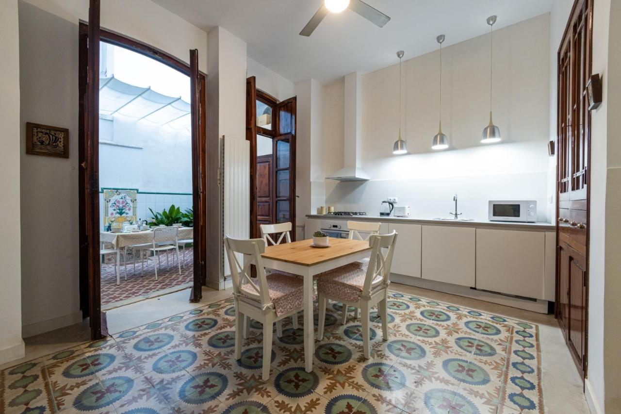 Appartamento Florit Flats - Traditional House In El Cabanyal Valenza Esterno foto