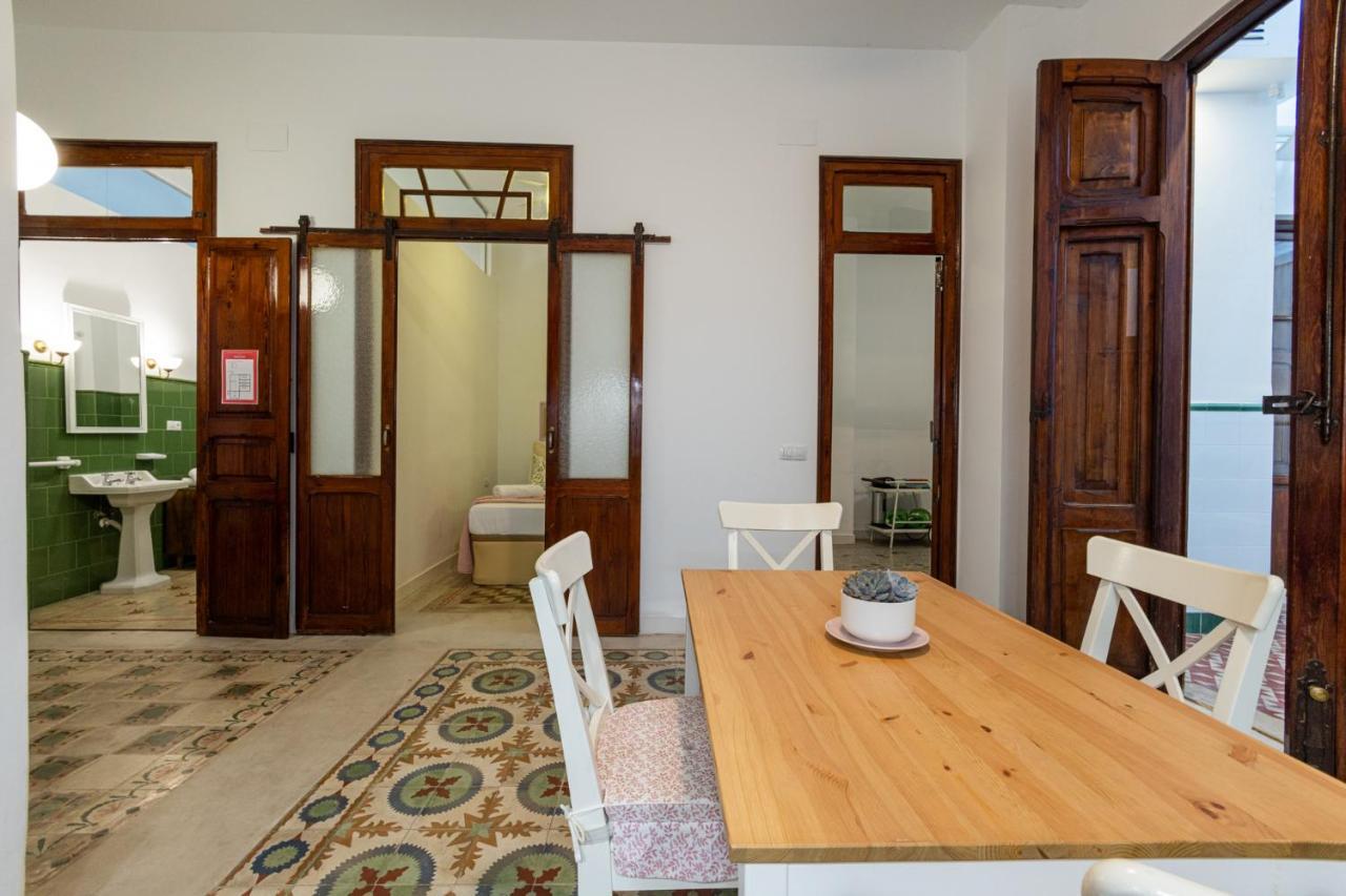 Appartamento Florit Flats - Traditional House In El Cabanyal Valenza Esterno foto
