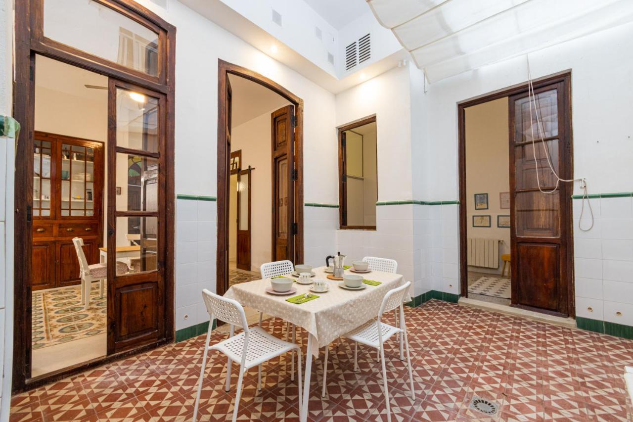 Appartamento Florit Flats - Traditional House In El Cabanyal Valenza Esterno foto