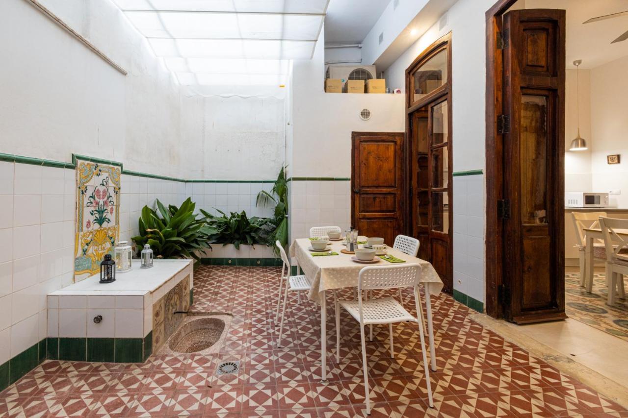 Appartamento Florit Flats - Traditional House In El Cabanyal Valenza Esterno foto
